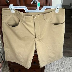 Under Armour shorts NWOT